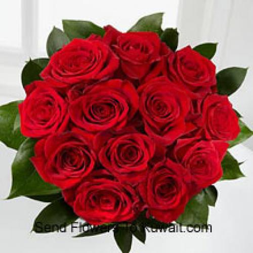 12 Elegantes Rosas Rojas